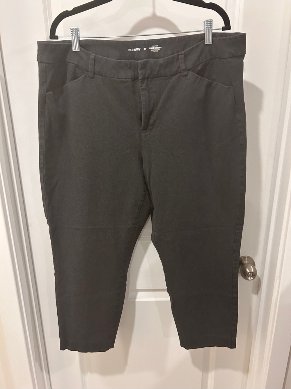 Old Navy Heather Gray Ankle-Length Stretch Pixie Pants